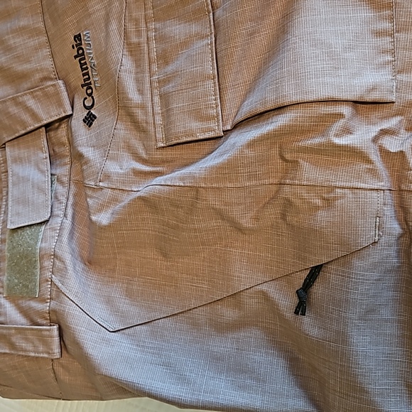 Men's ski pants from Columbia. - Picture 7 of 10